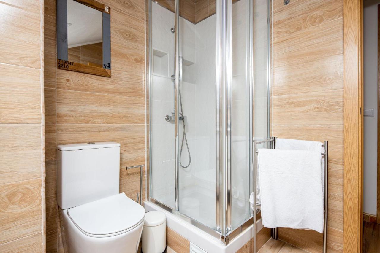Lapa 3bdr Duplex W/ Balcony By Lovelystay Appartamento Lisbona